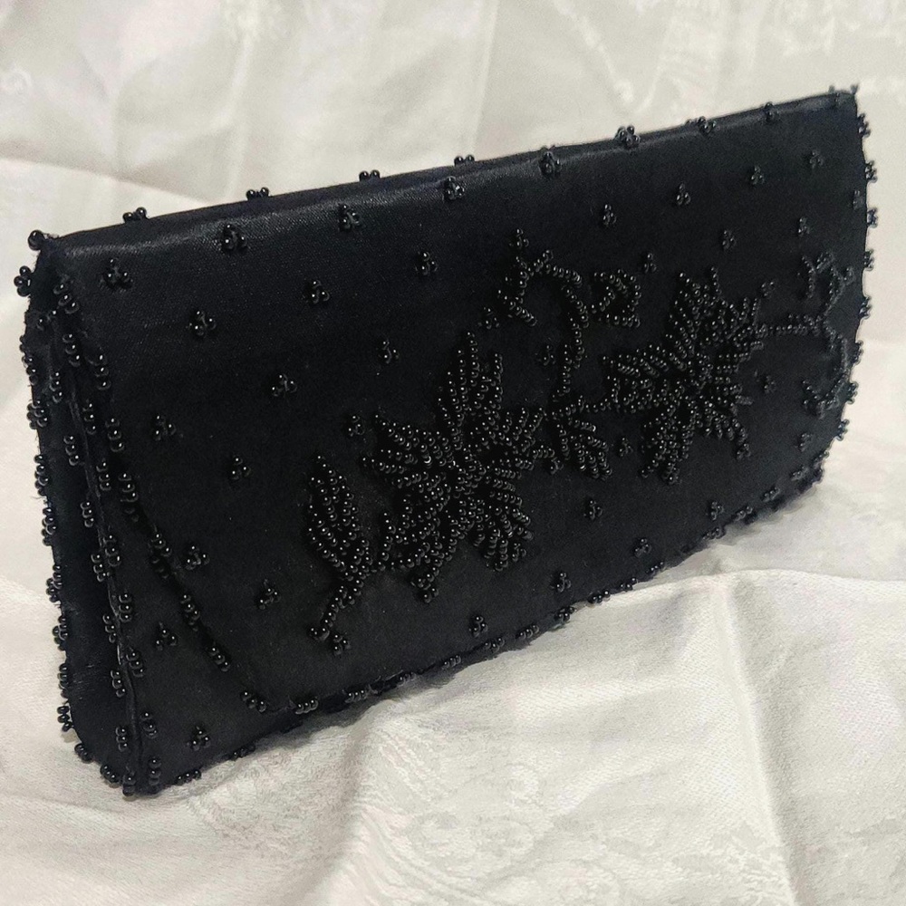 Vintage Beaded Floral Black Purse - Star Brand Clutch